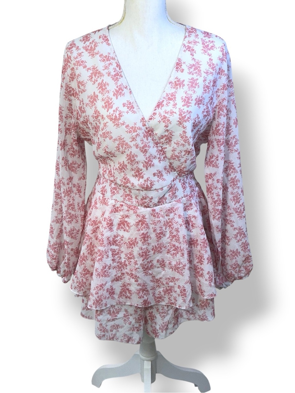 Classic Fashion Collection Wrap Romper Long Sleeve V Neck Pink White Large - Picture 2 of 14